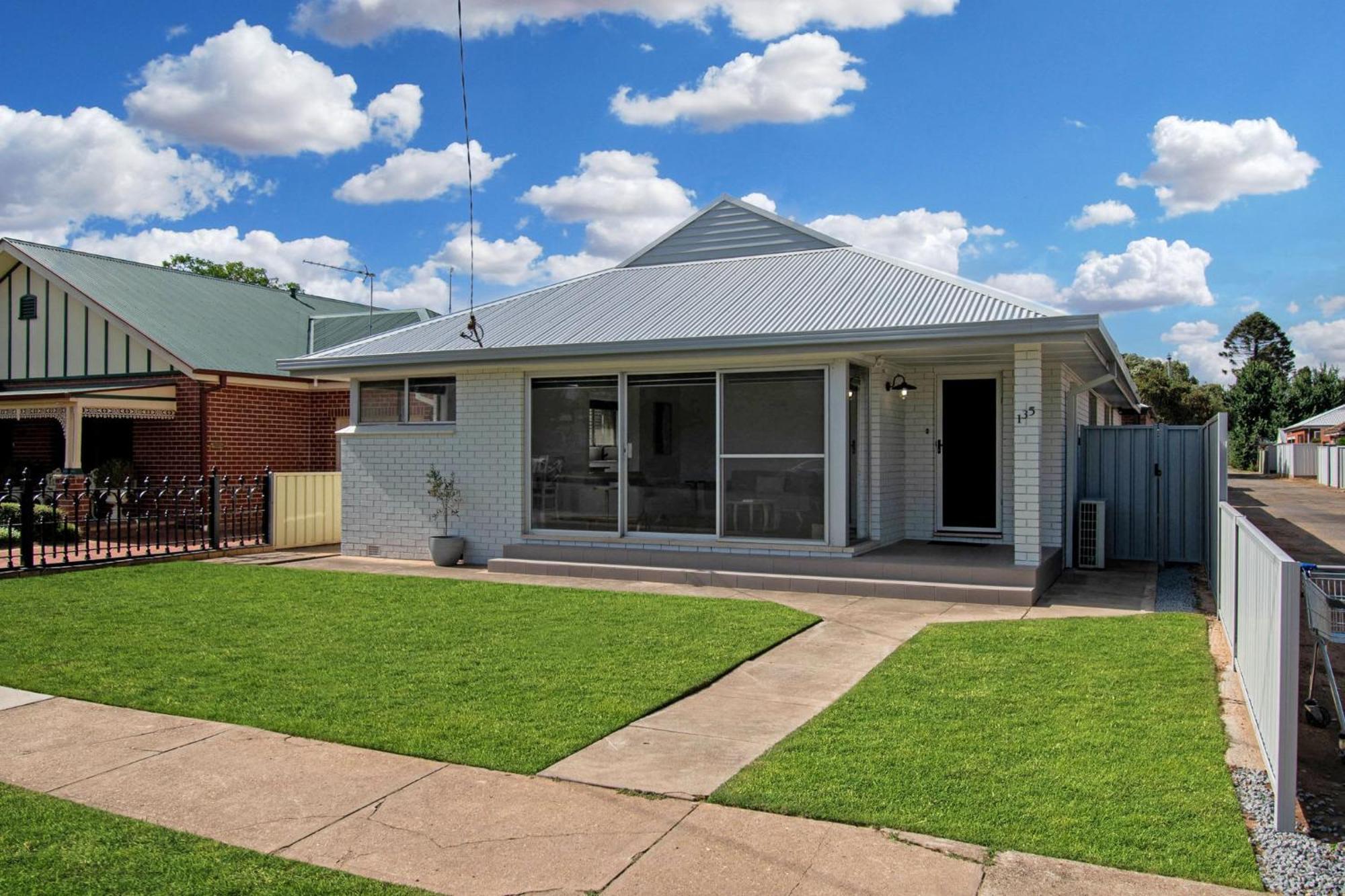 Morgan Abode - Walk To Cbd, Modern Escape Villa Wagga Wagga Exterior photo